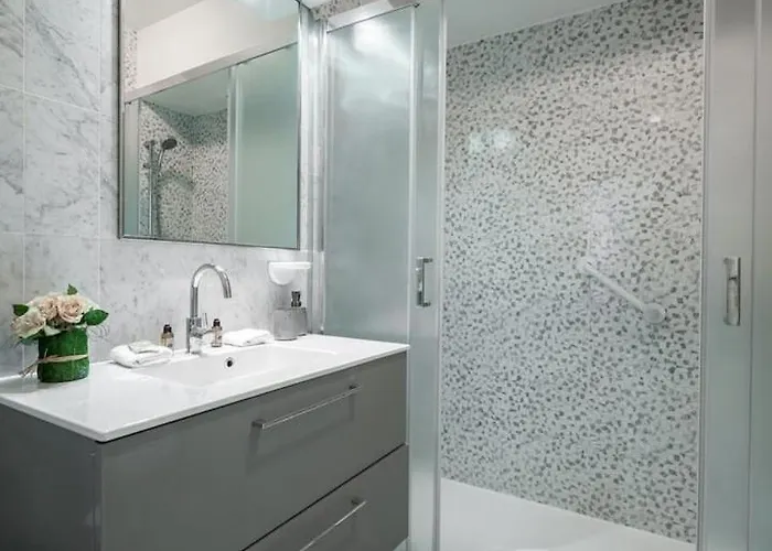 Apartamento Le Coq St-roch - Parking - Ac - Swimming Pool Menton